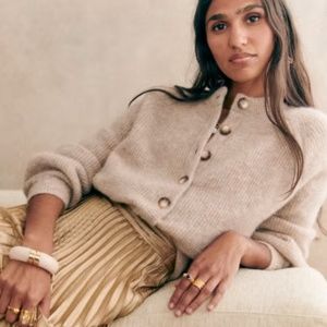 Sezane Beige Cropped Button-Front Cardigan